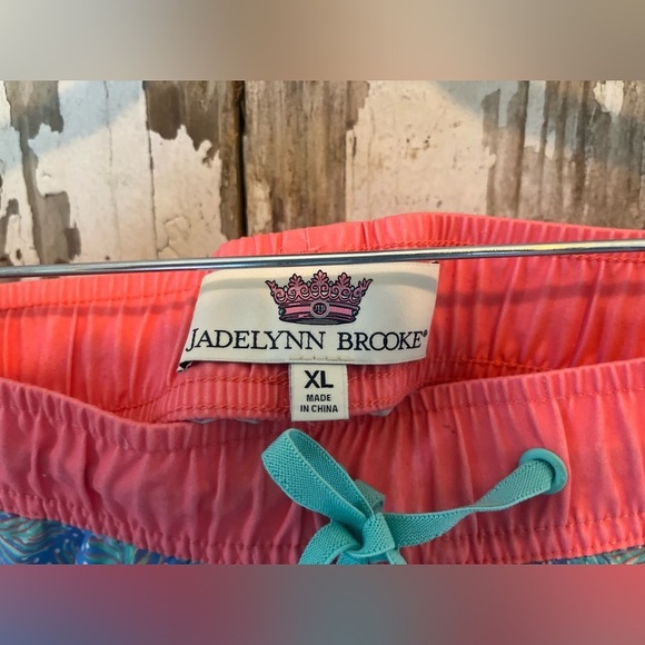 Jadelynn Brooke palm leaf swim shorts size xl pink & blue - Picture 5 of 5